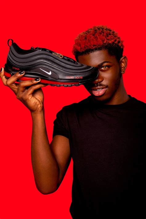 nike 666 schuhe blut|Lil Nas X’s unofficial ‘Satan’ Nikes containing human blood sell .